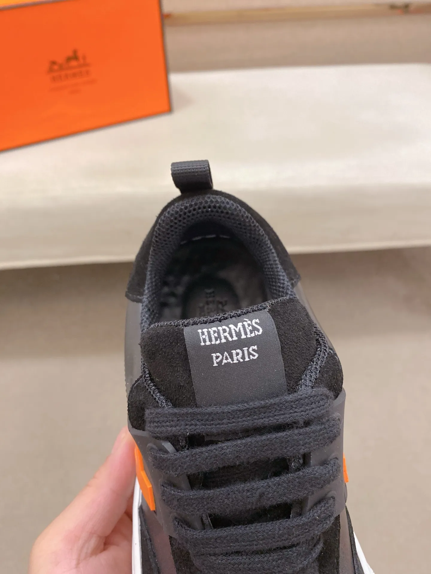 Men's clothing and shoes💰: 400💰Couple model💏"HERMES"【Classic original single version】Hermès; top 🔝purchasing agent🔍🔍latest 🇺🇸 counter sale simultaneously, original version imported from Italy ▲▲ox Leather ▲▲Exquisite workmanship (Italian 🇮🇹Imported water-dyed 🐂cowhide lining) sole: Original sole provided by the original factory, ⚠️exclusive double-layer activity·TPR·rubber·combined molded outsole; Male and female code numbers: 36-44 (can be customized to 45/46, non-refundable)